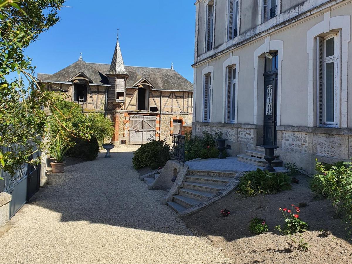 Bed and Breakfast Les 5 Escales Parthenay Zewnętrze zdjęcie