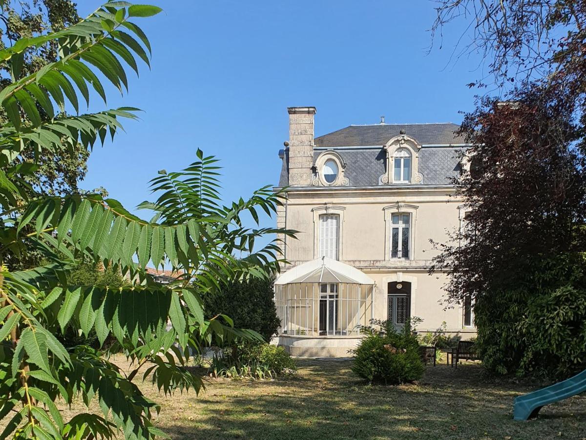 Bed and Breakfast Les 5 Escales Parthenay Zewnętrze zdjęcie